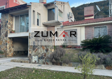 CASA EN VENTA EN BARRIO LOS ARQUITECTOS!!!