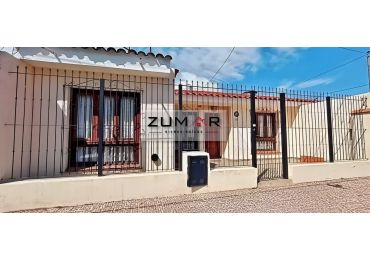 CASA EN VENTA EN MACROCENTRO!