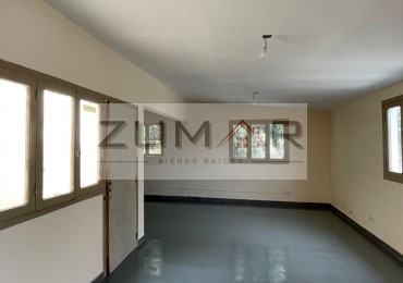 VENDO GALPON CON SALON COMERCIAL Y DEPARTAMENTO!!!