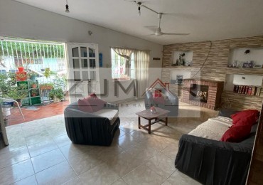 VENDO CASA EN BARRIO SANTA LUCIA!!!